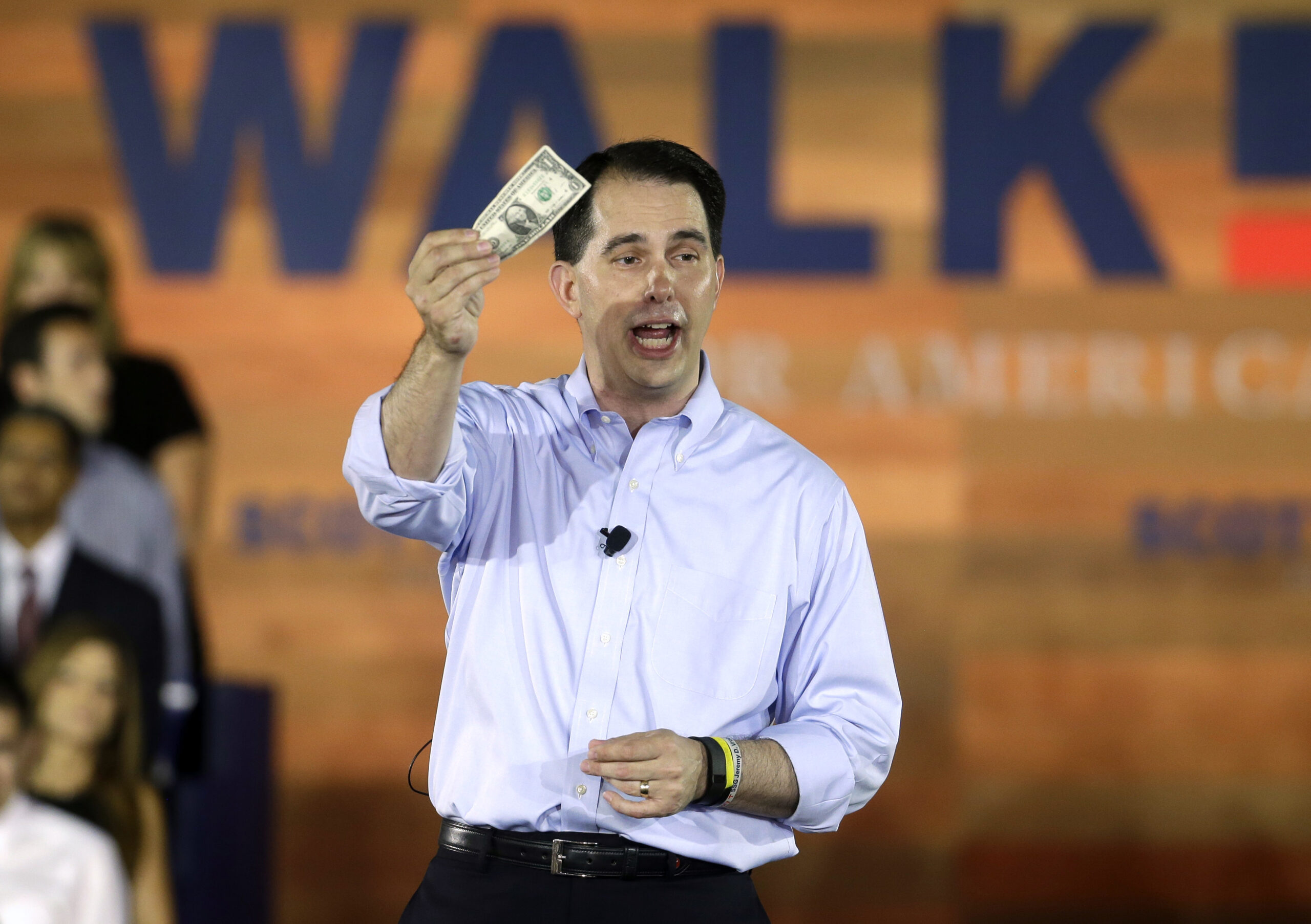 Scott Walker: Minimum wage is a ‘lame’ Democratic idea