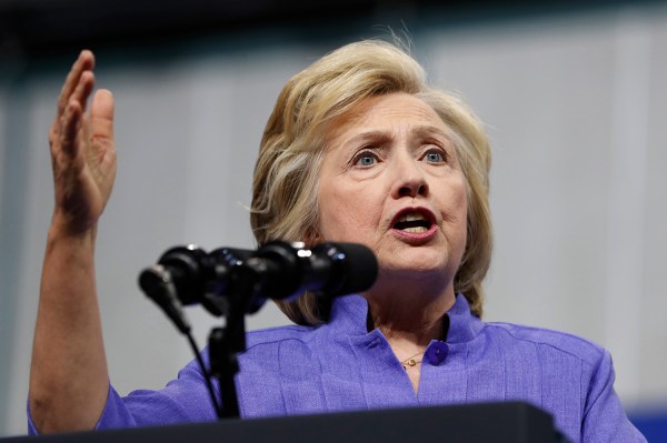 Clinton camp disputes donor visits to State Department