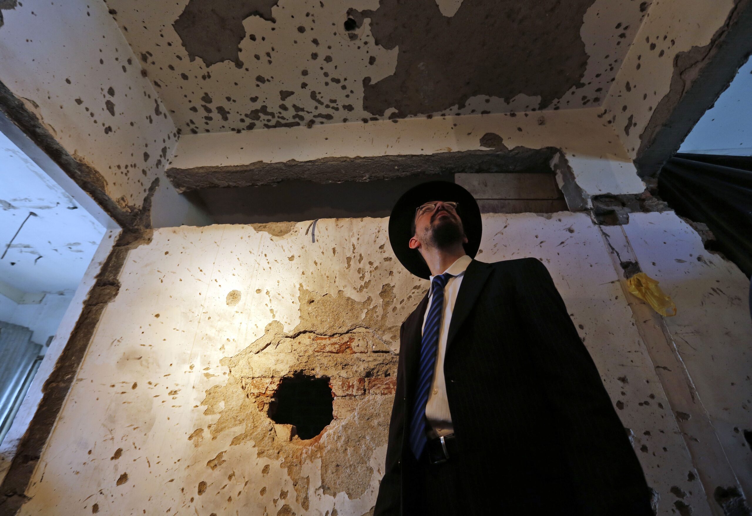 Jewish center reopens 6 years after Mumbai attacks