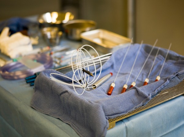 Bulky troops turn to liposuction to pass fat test
