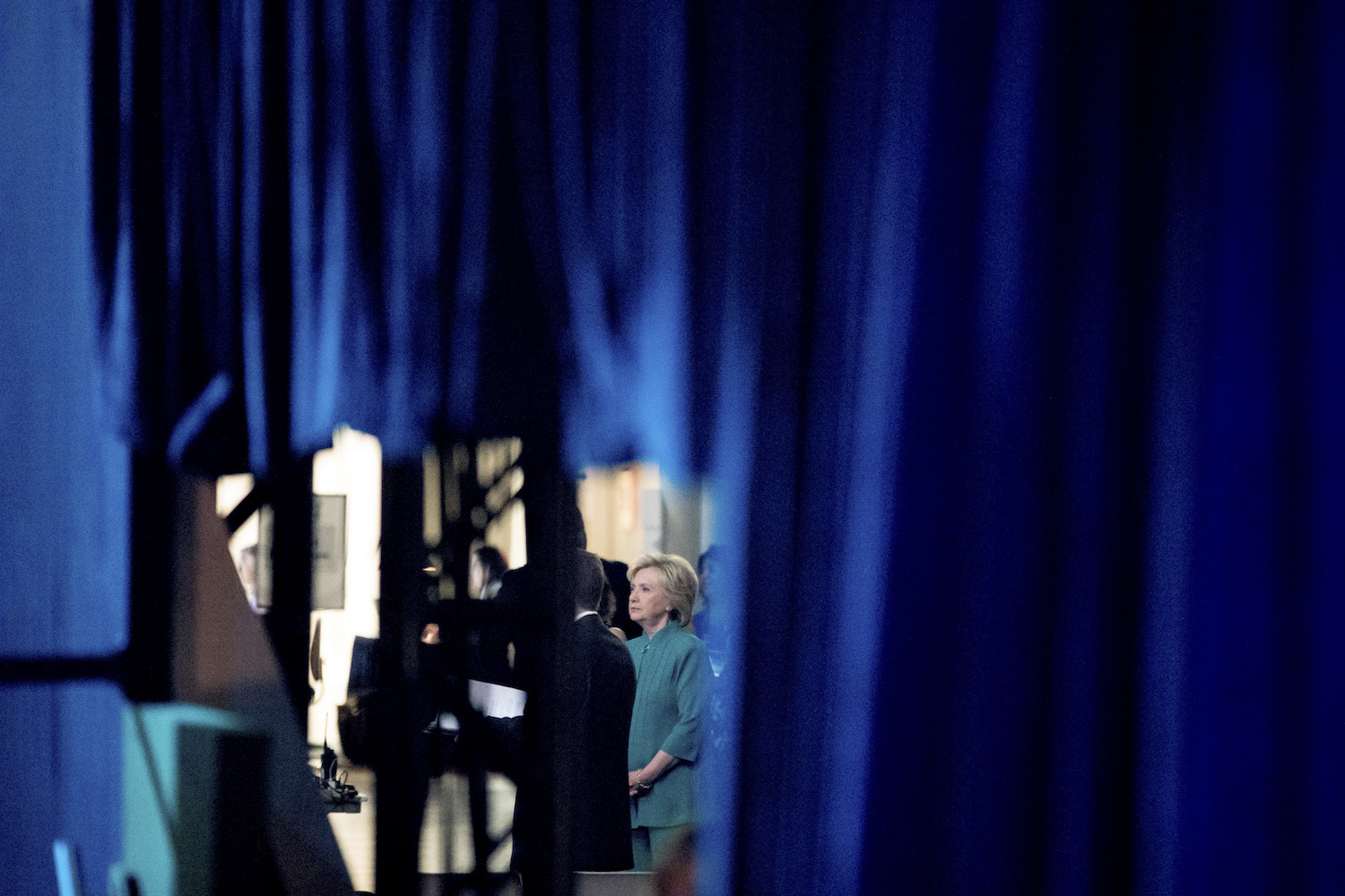 Media outlets launch push to unseal tapes from Clinton email case