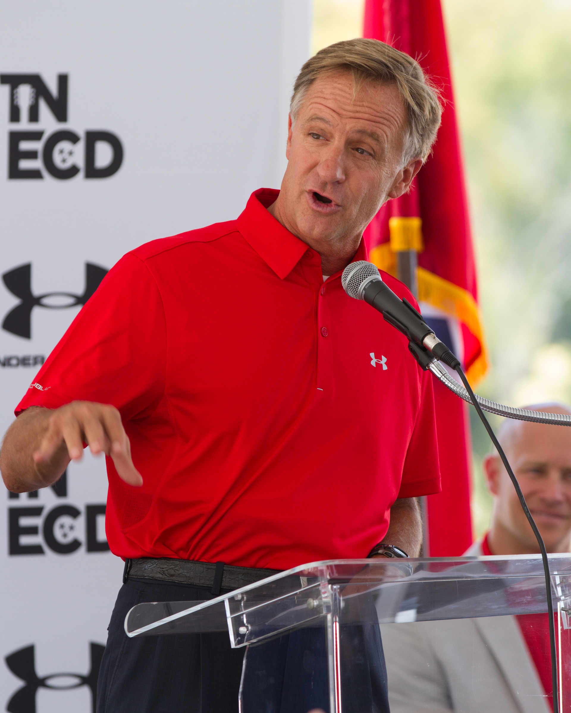Haslam questions high jobless rate in Tennessee