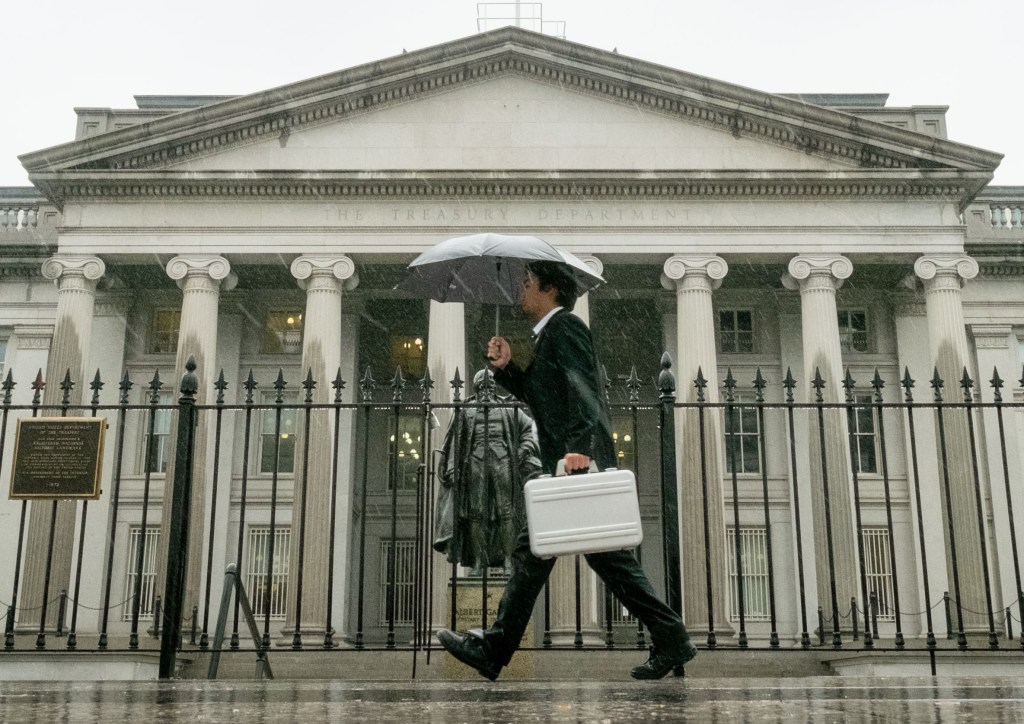 Q&A: What happens if US breaks borrowing limit?