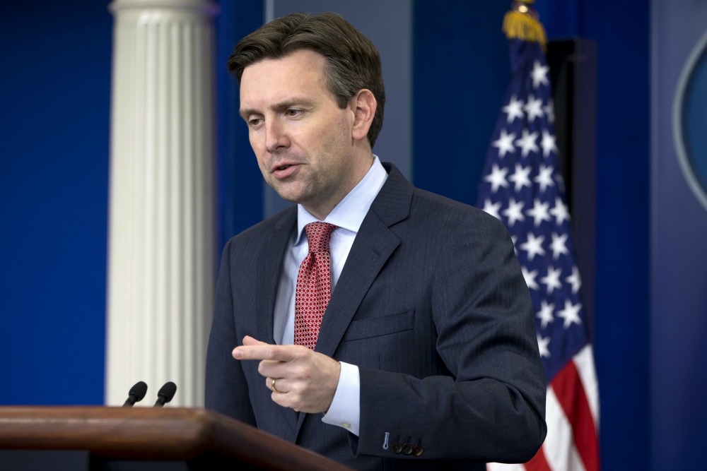 White House to lawmakers: Cut your staff before cutting ours