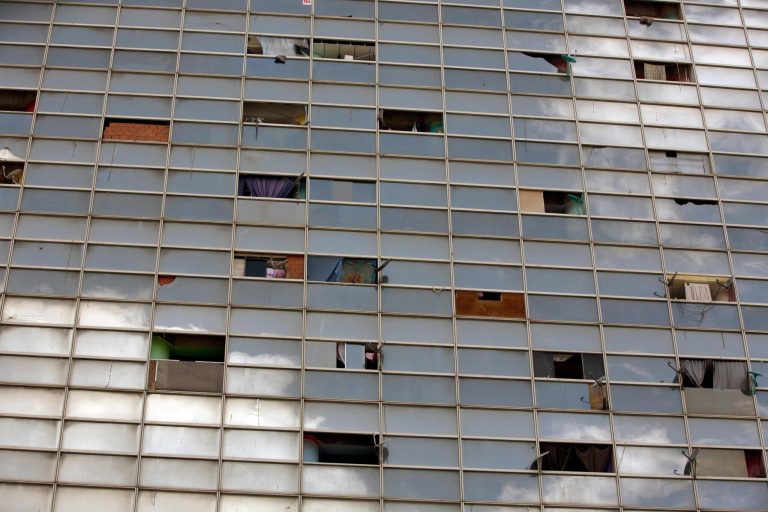 End comes for notorious Venezuelan vertical slum