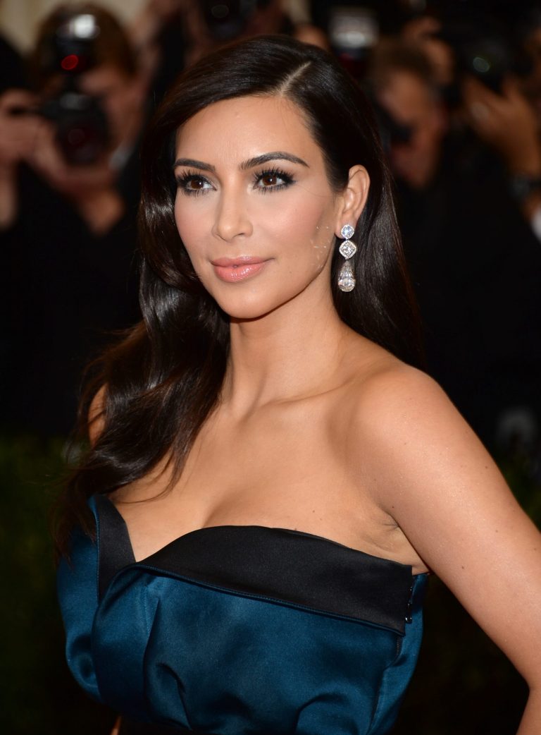 Oops! EPA goes off topic, tweets about Kardashian