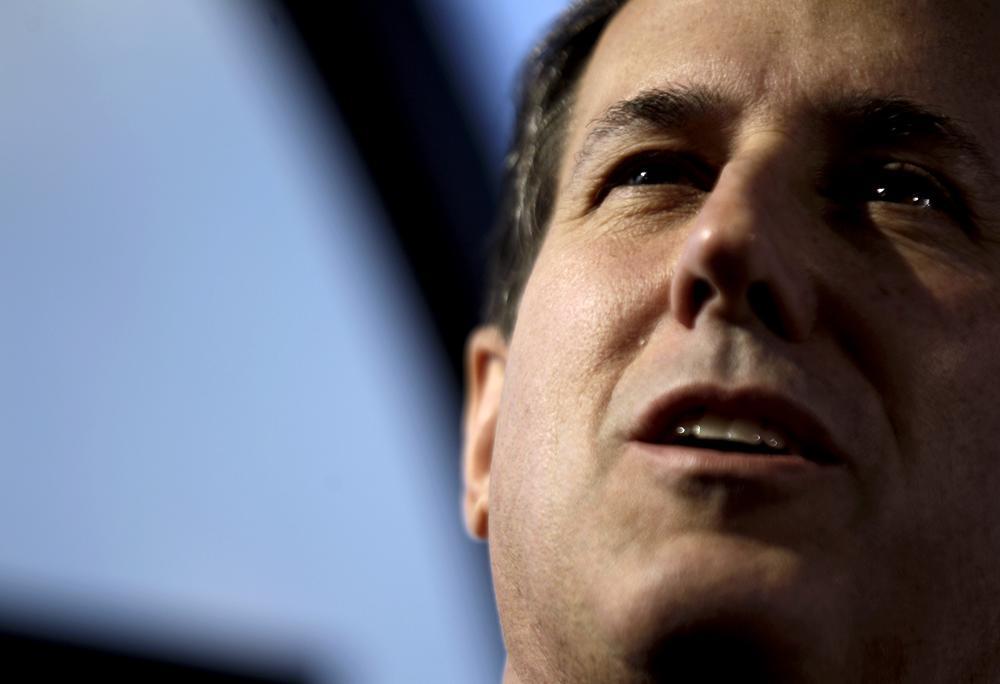 GOP officials: Santorum edges Romney in Iowa count