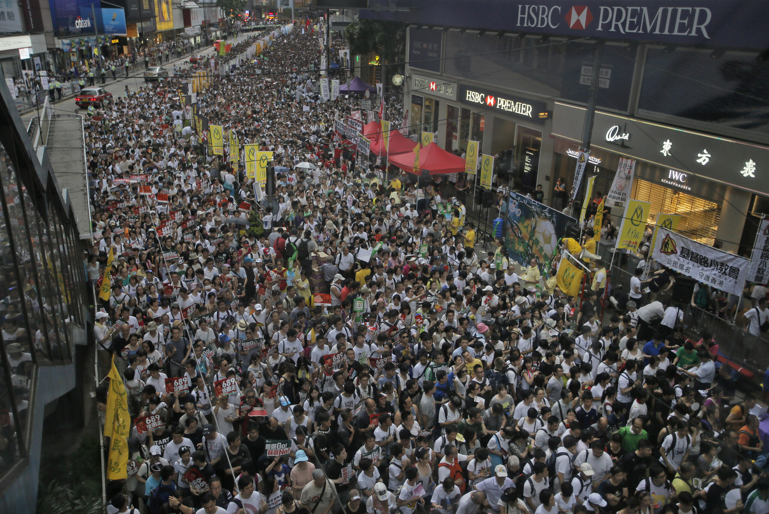 Police arrest 511 after big HK democracy rally
