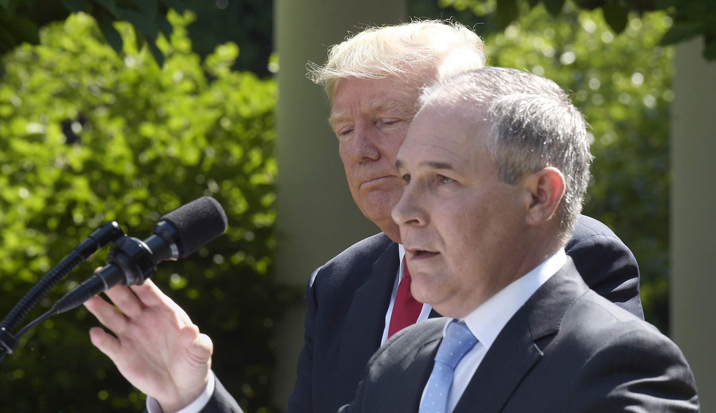 Scientists seek to talk Scott Pruitt out of starting adversarial climate teams