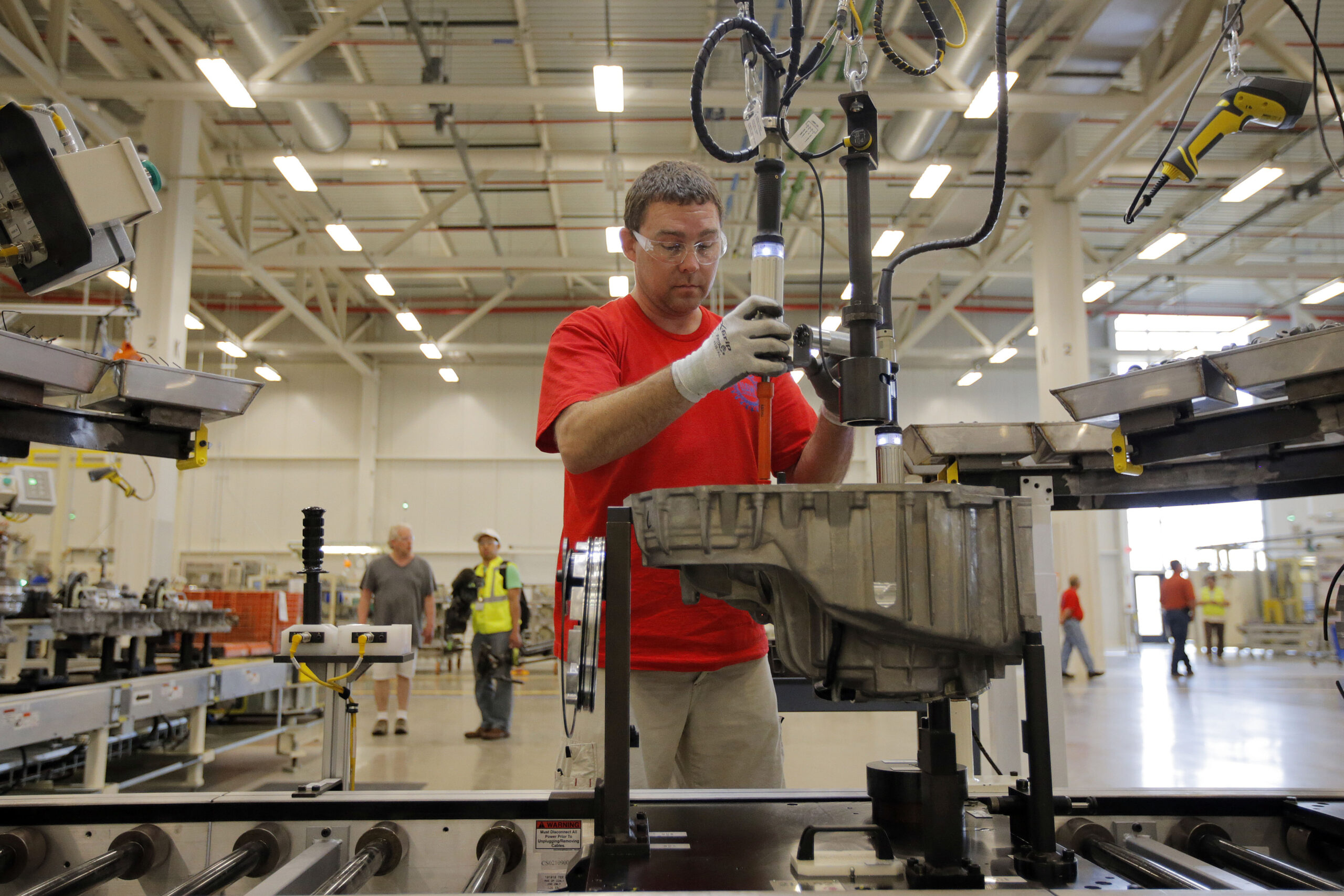 Gauge of US economy posts 0.4 percent April gain