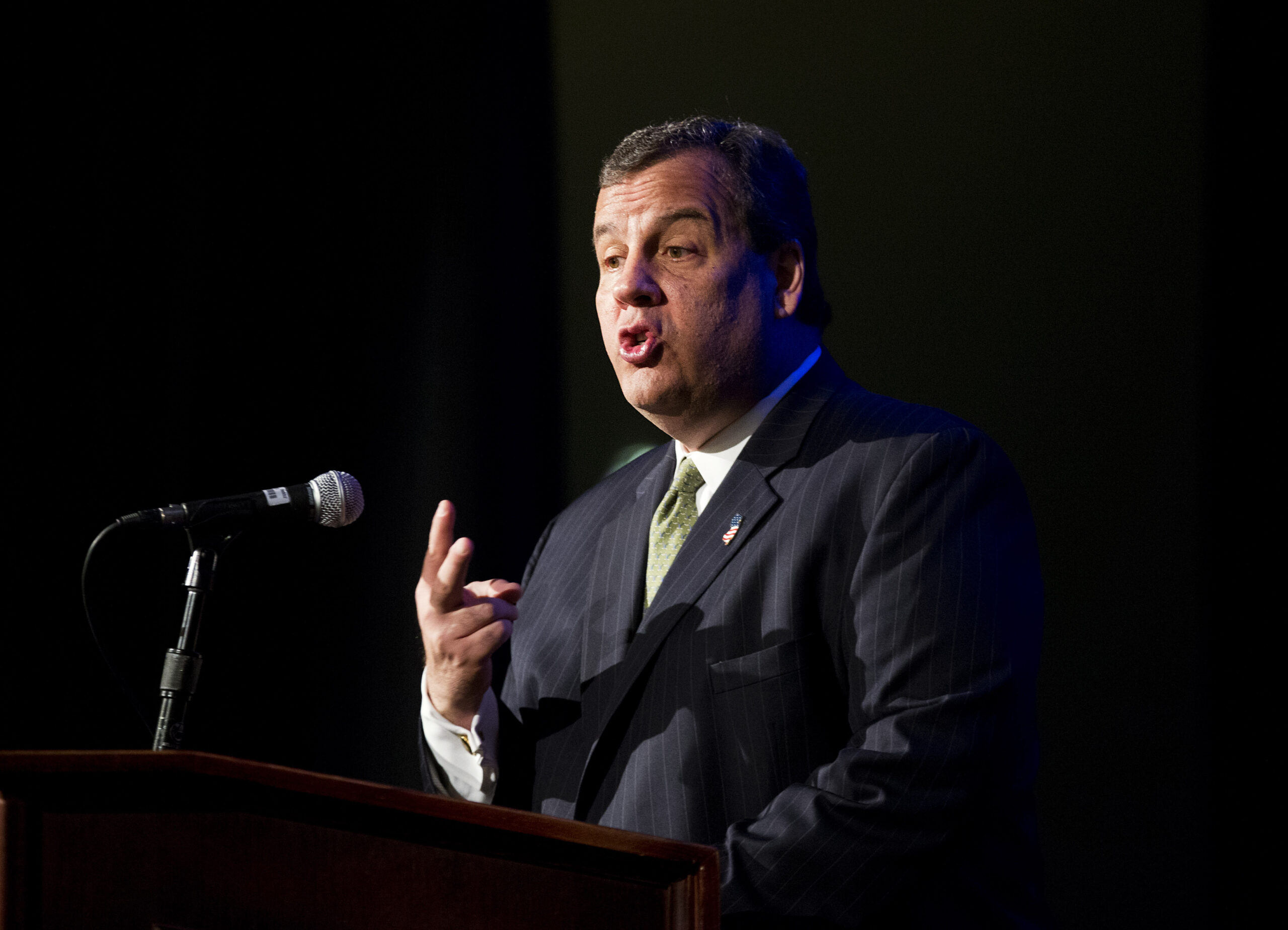 Christie slams Rand Paul on spy bill: ‘Misguided’ ideologue with no ‘real world experience’