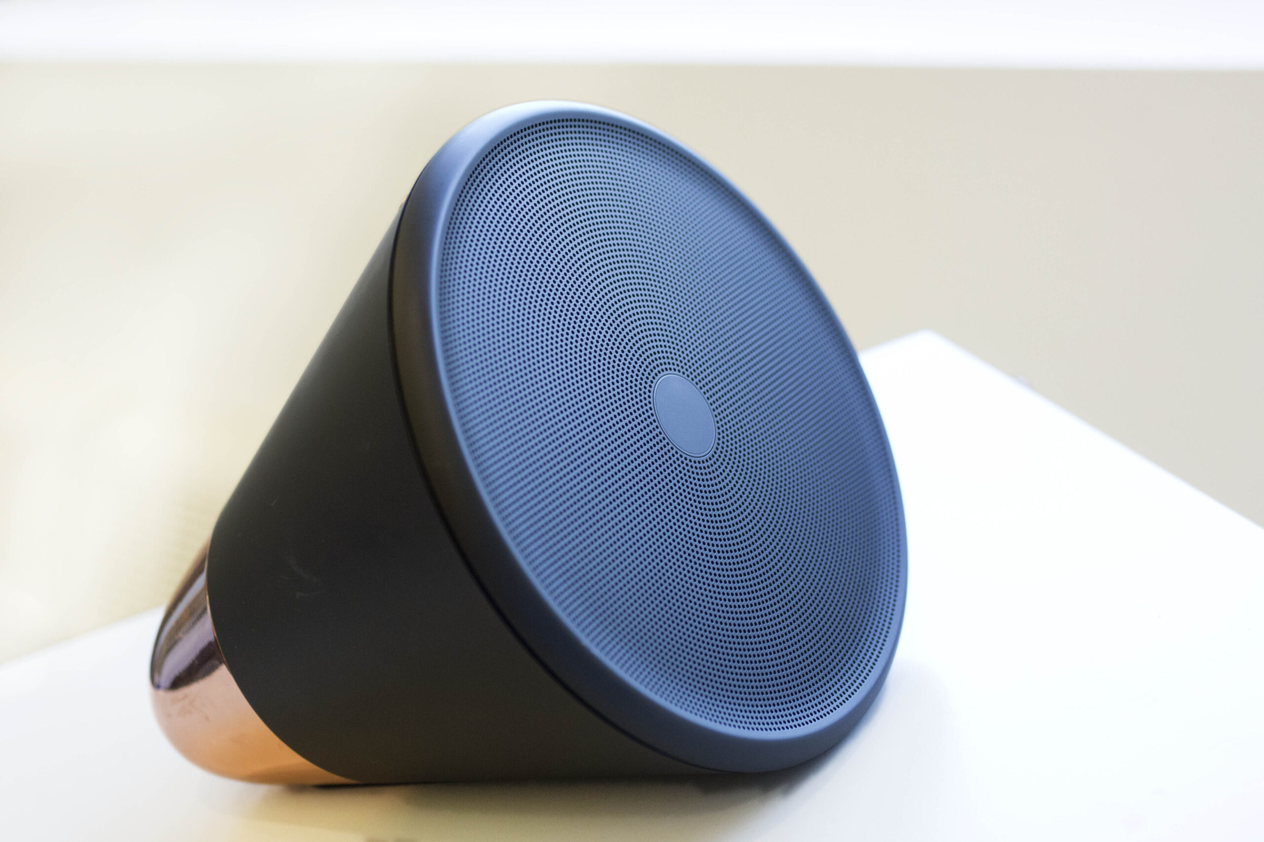 Review: Music player learns your tastes over time