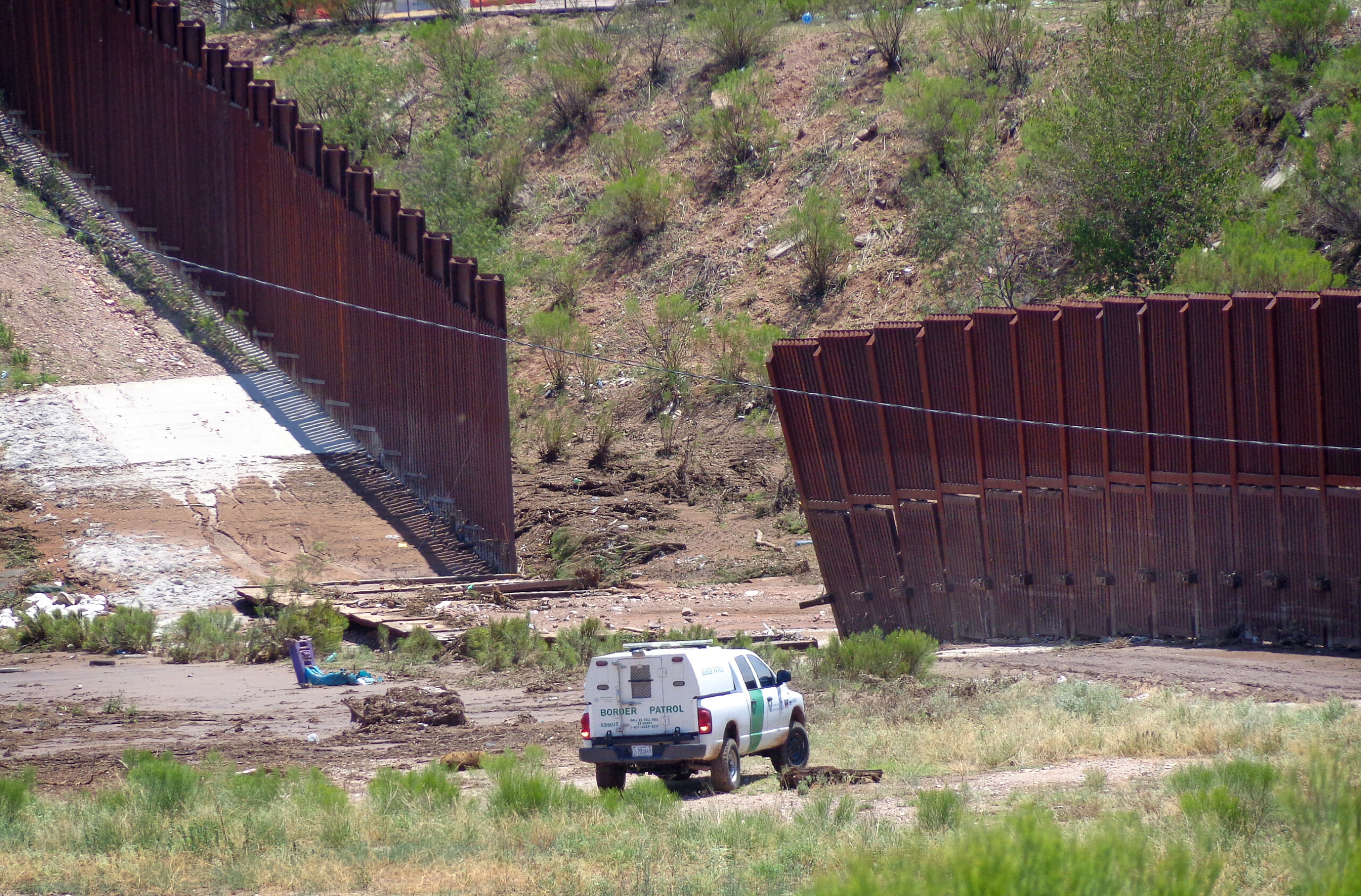 Tiny fraction of 30,000 ‘border surge’ families, children deported
