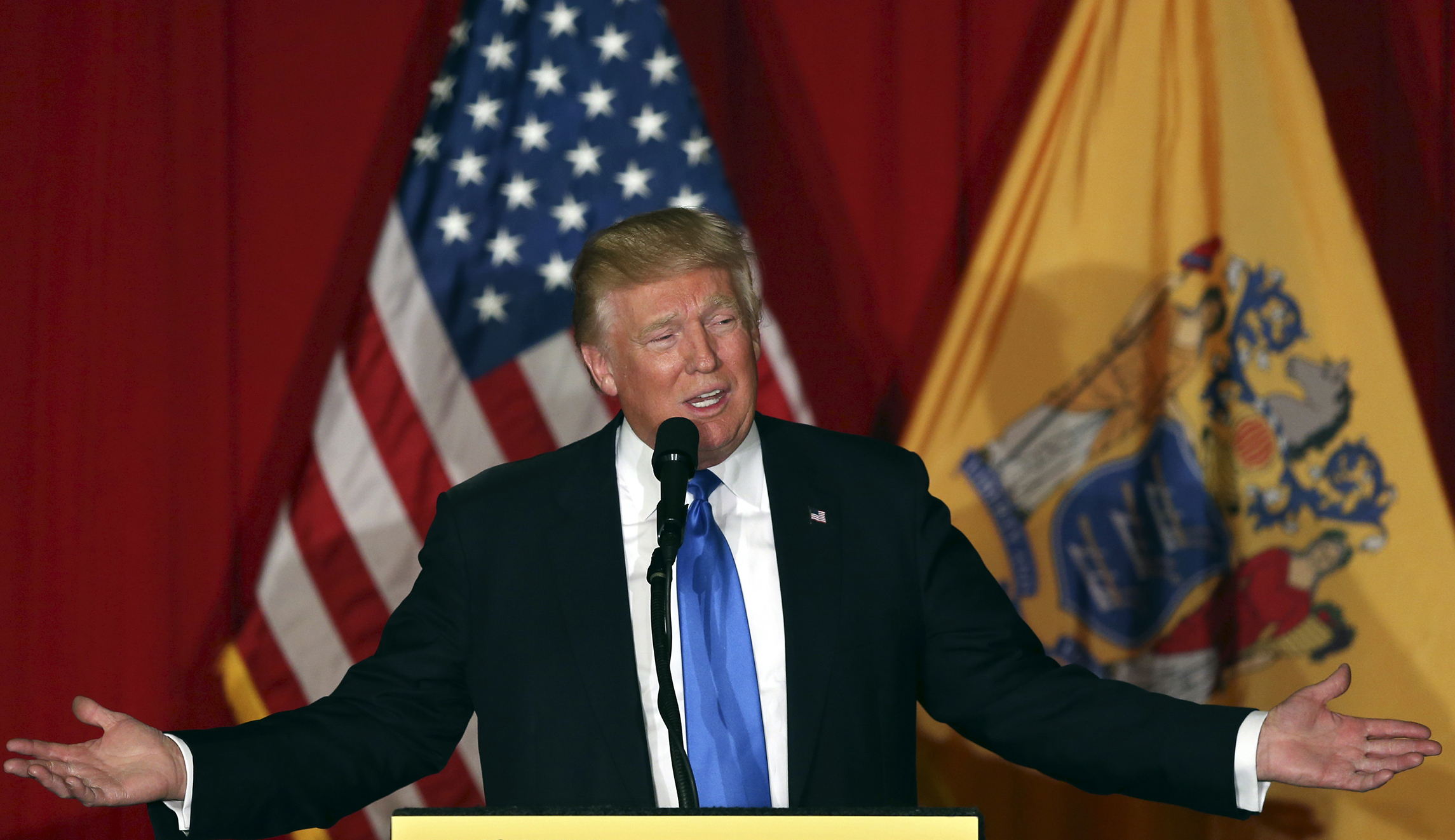 Trump dining with several Republicans on Senate Intelligence Committee ahead of James Comey hearing