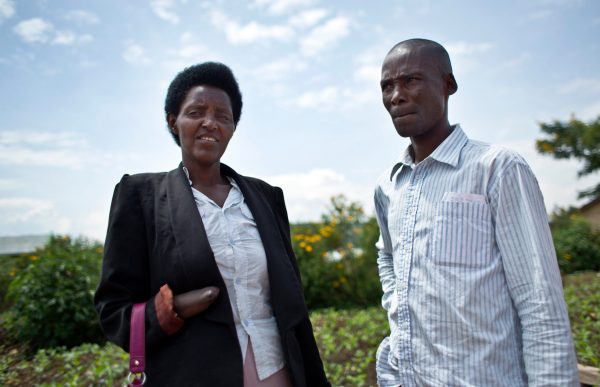 Rwanda genocide: Man and victim now friends