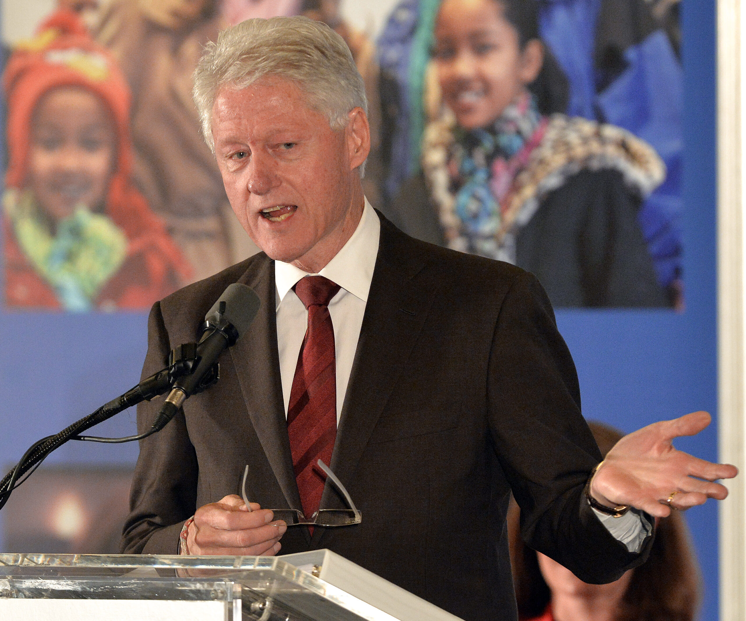 Bill Clinton tries to boost Alison Lundergan Grimes in Kentucky