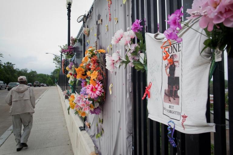Memorial park planned to honor victims of 2009 Metro crash
