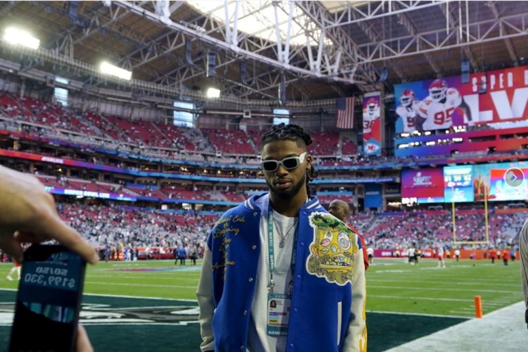 SEE IT: Bills’ Damar Hamlin reacts to criticism over Jesus jacket worn at Super Bowl