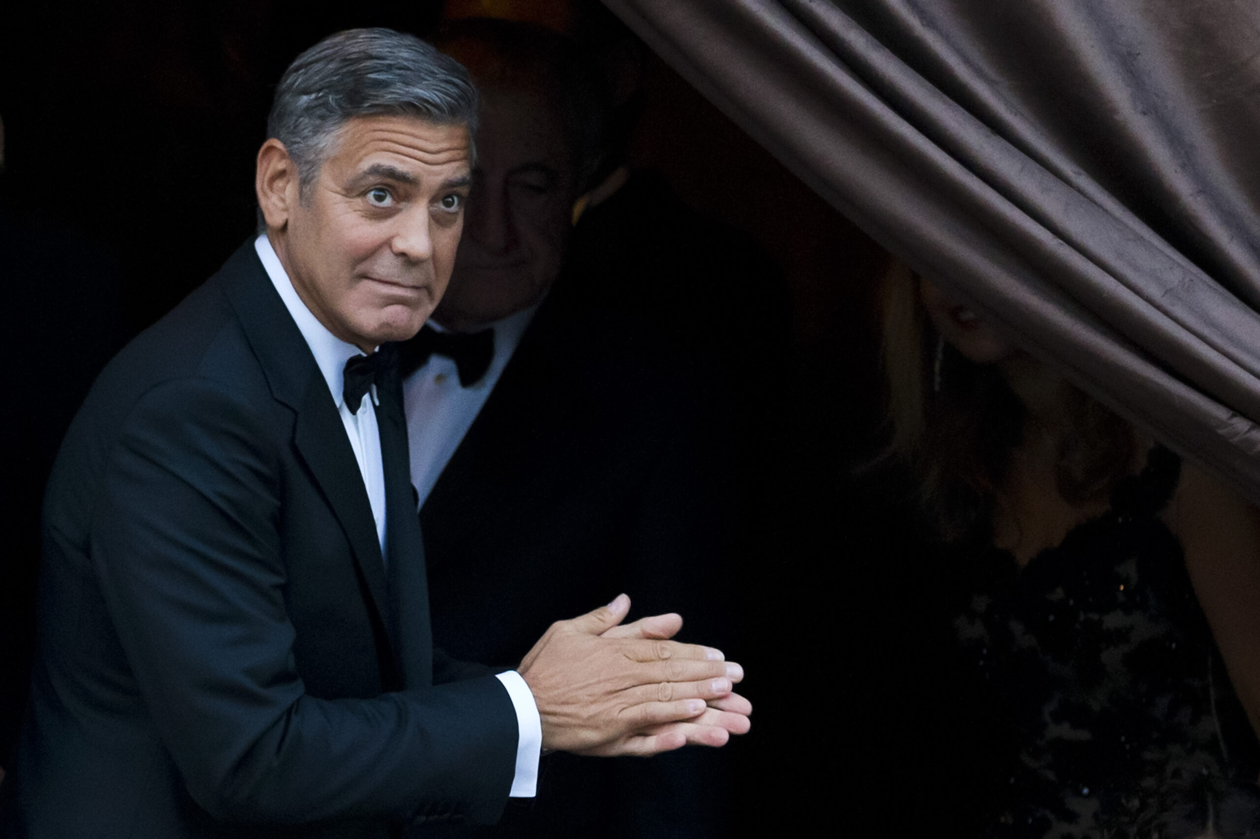 Clooney marries human rights lawyer in Venice