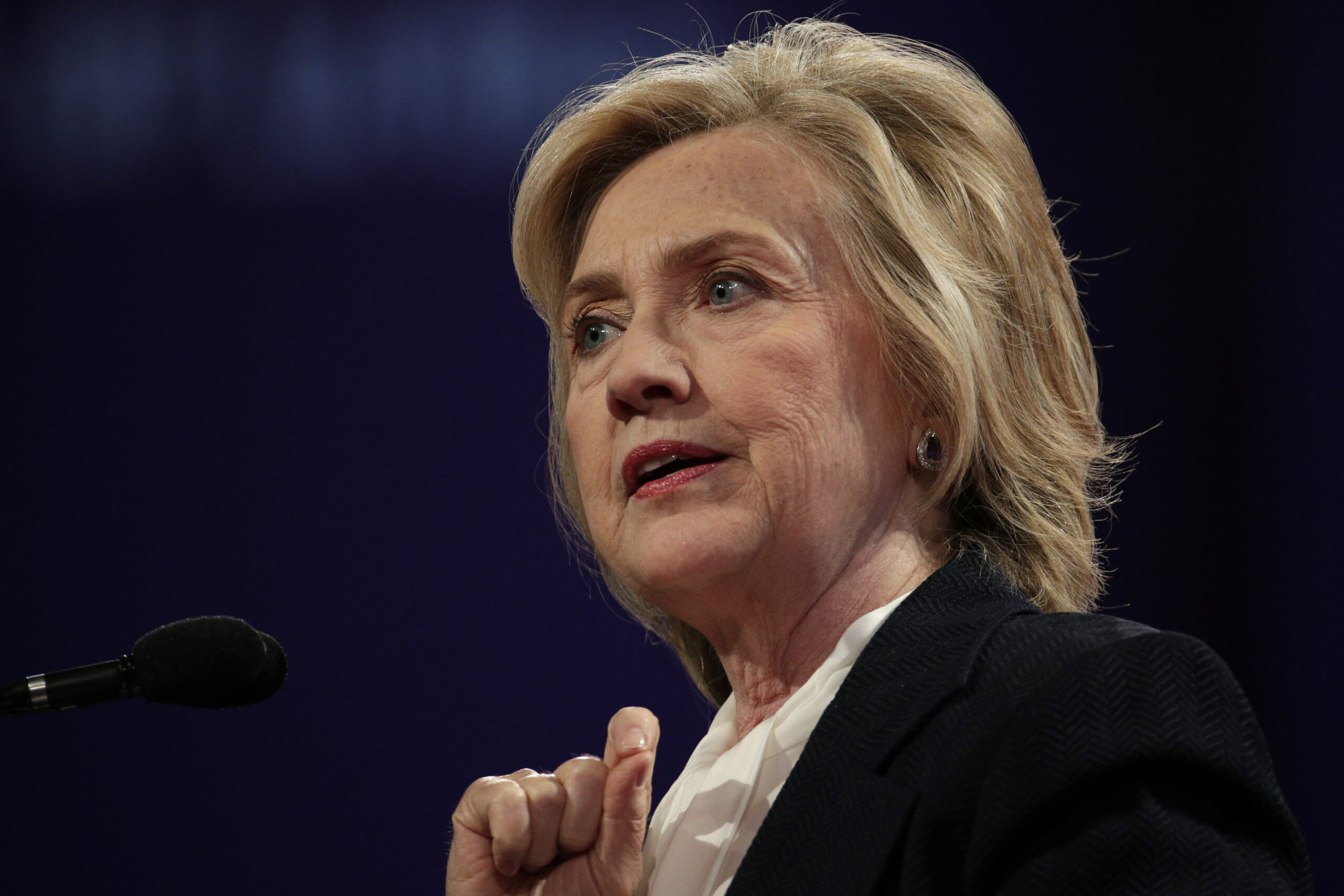 NY Times slammed for late-night changes to Hillary Clinton email story