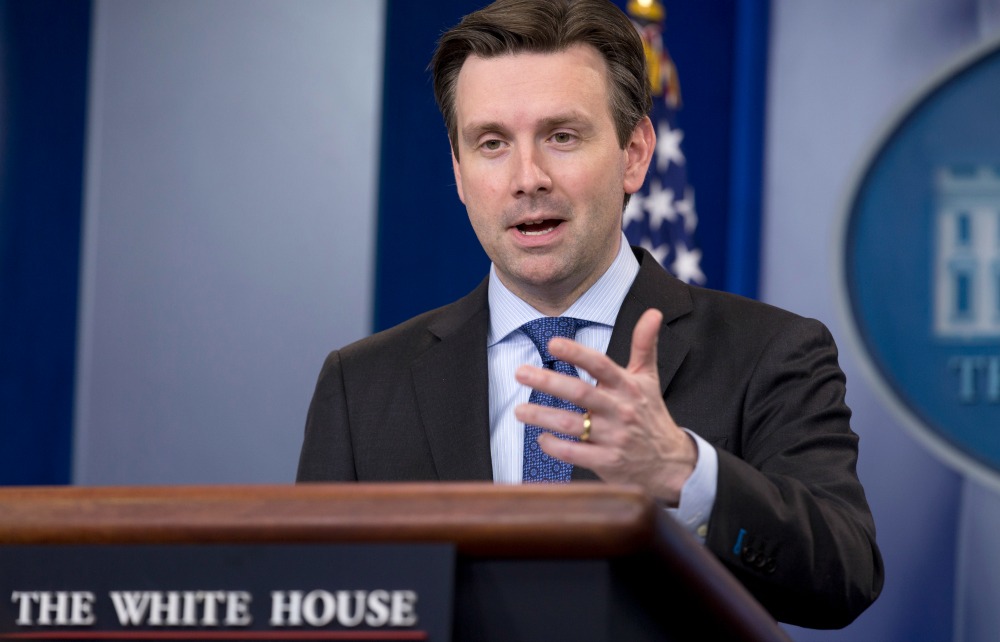 White House promises non-political process to replace Scalia