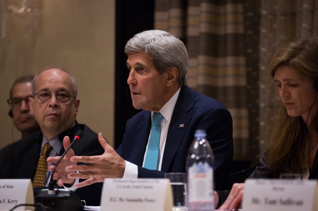 Kerry rules out serving under Clinton