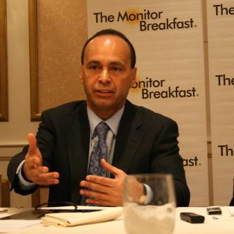 Illinois Dem Knocks Obama, Praises Republicans on Immigration Reform