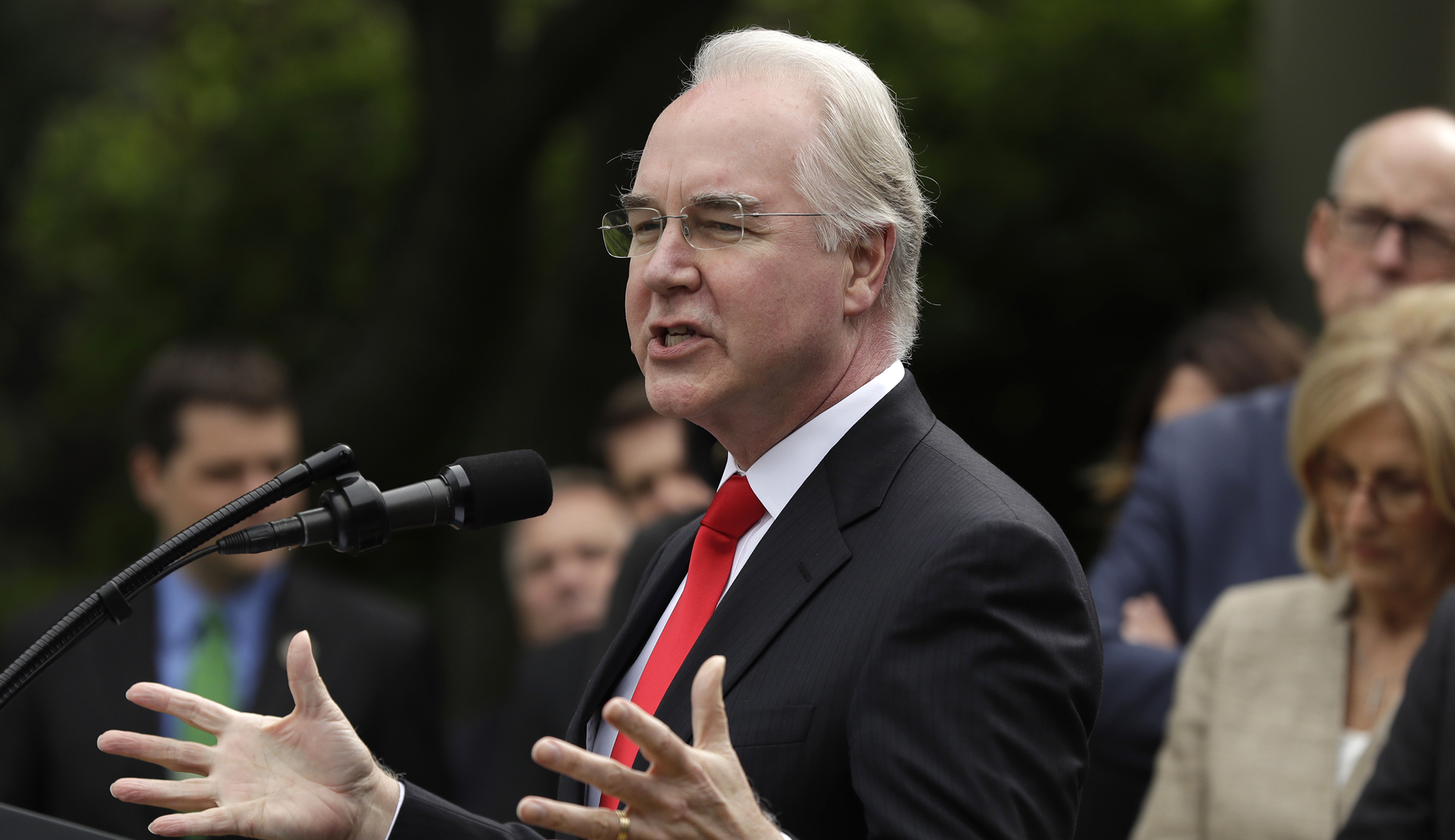 House Democrats probe Tom Price’s private jet travel