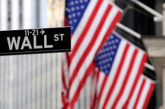 Market soars, employment & wages stagnant: Dems hope for trickle-down Obamanomics