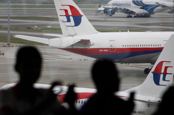 Australia ‘almost certainly’ finds pieces of mysteriously missing Malaysian plane