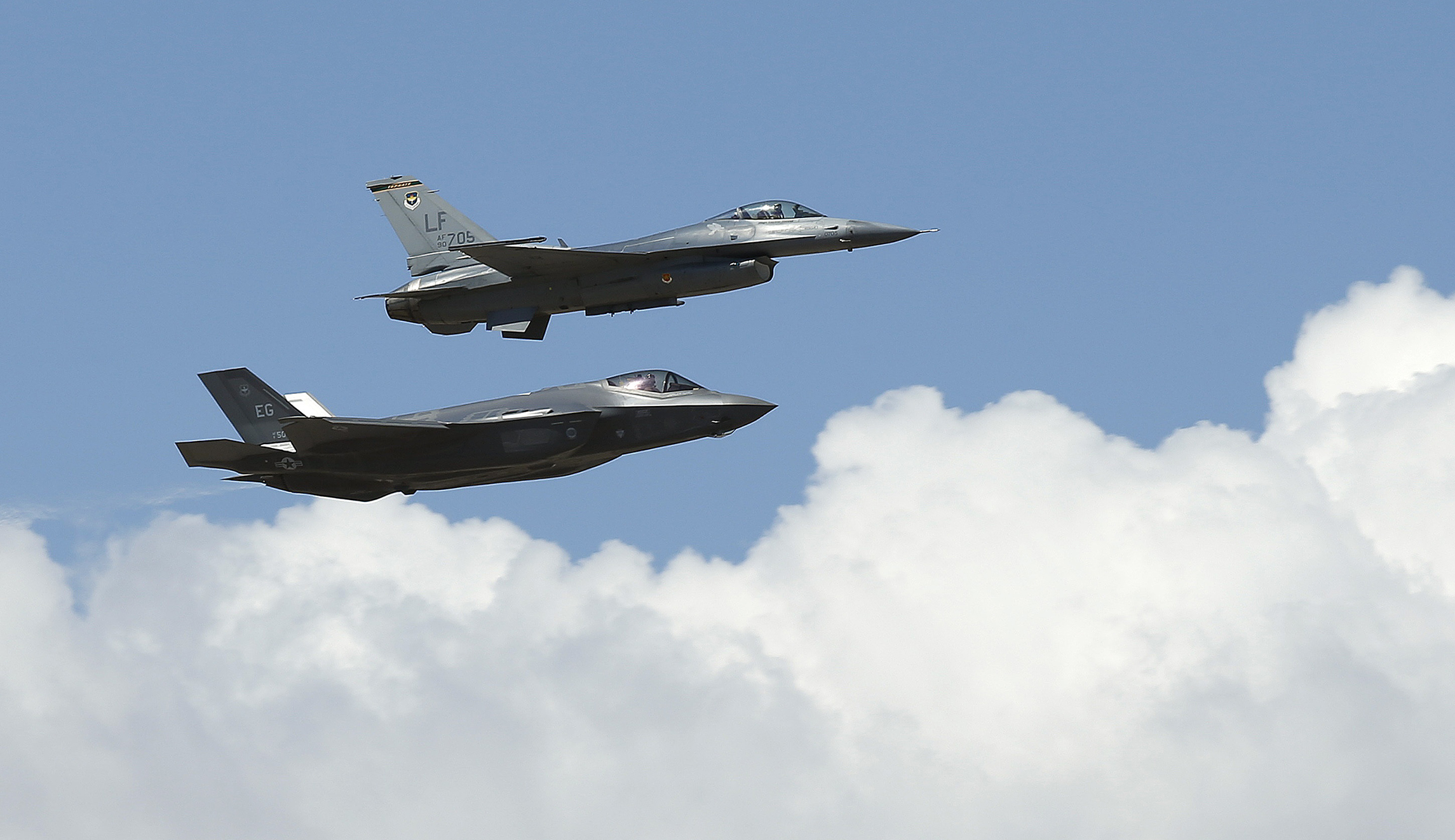 Air Force to decide Monday whether Arizona F-35s will fly again after oxygen problems