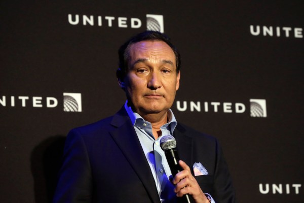 United Airlines CEO offers new statement: ‘No one should ever be mistreated this way’ after ‘truly horrific event’