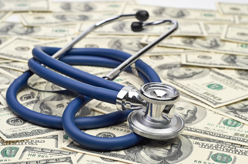 Uninsured, providers urge expanding Medicaid