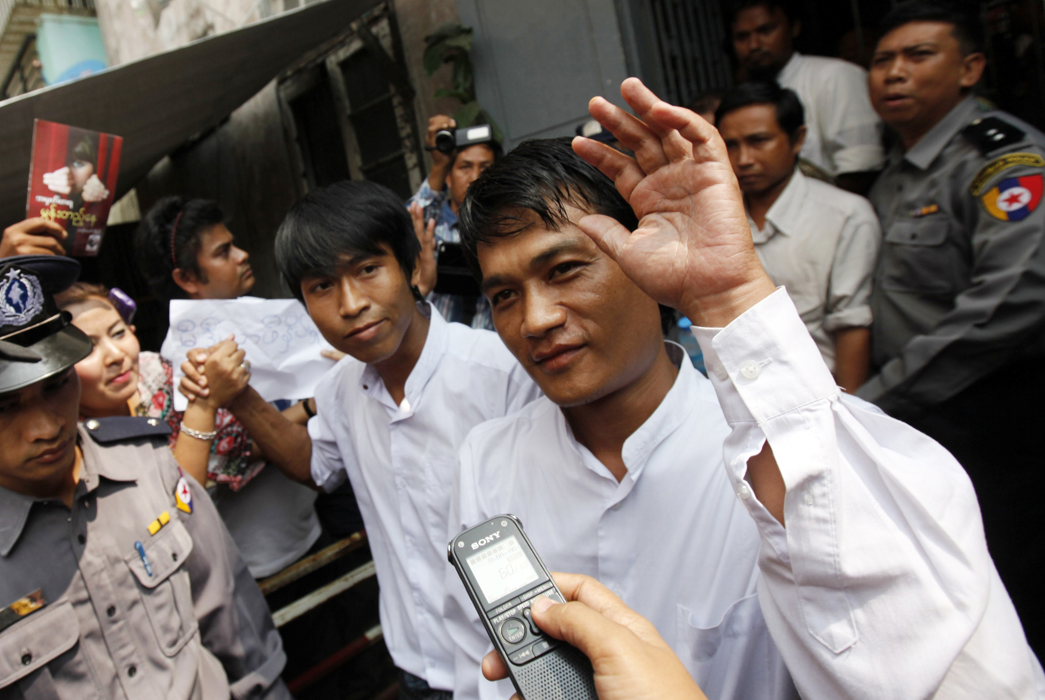 Myanmar jails 3 journalists for leadership report