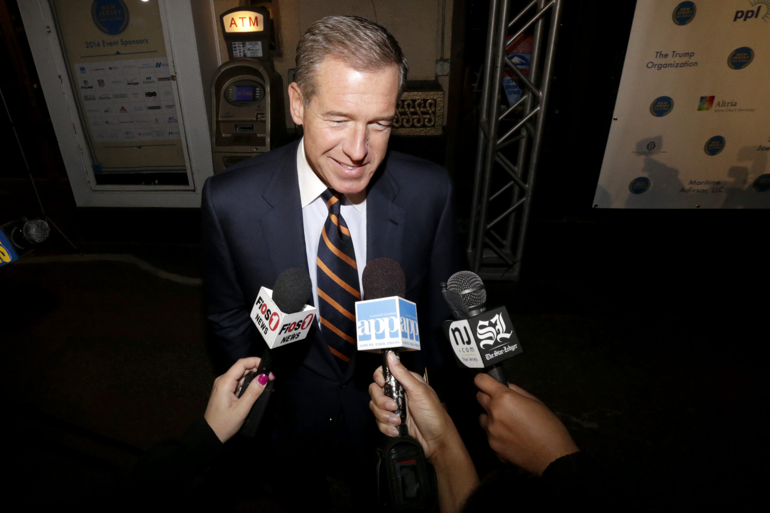 Former CBS anchor blames entire NBC News division for Brian Williams fallout