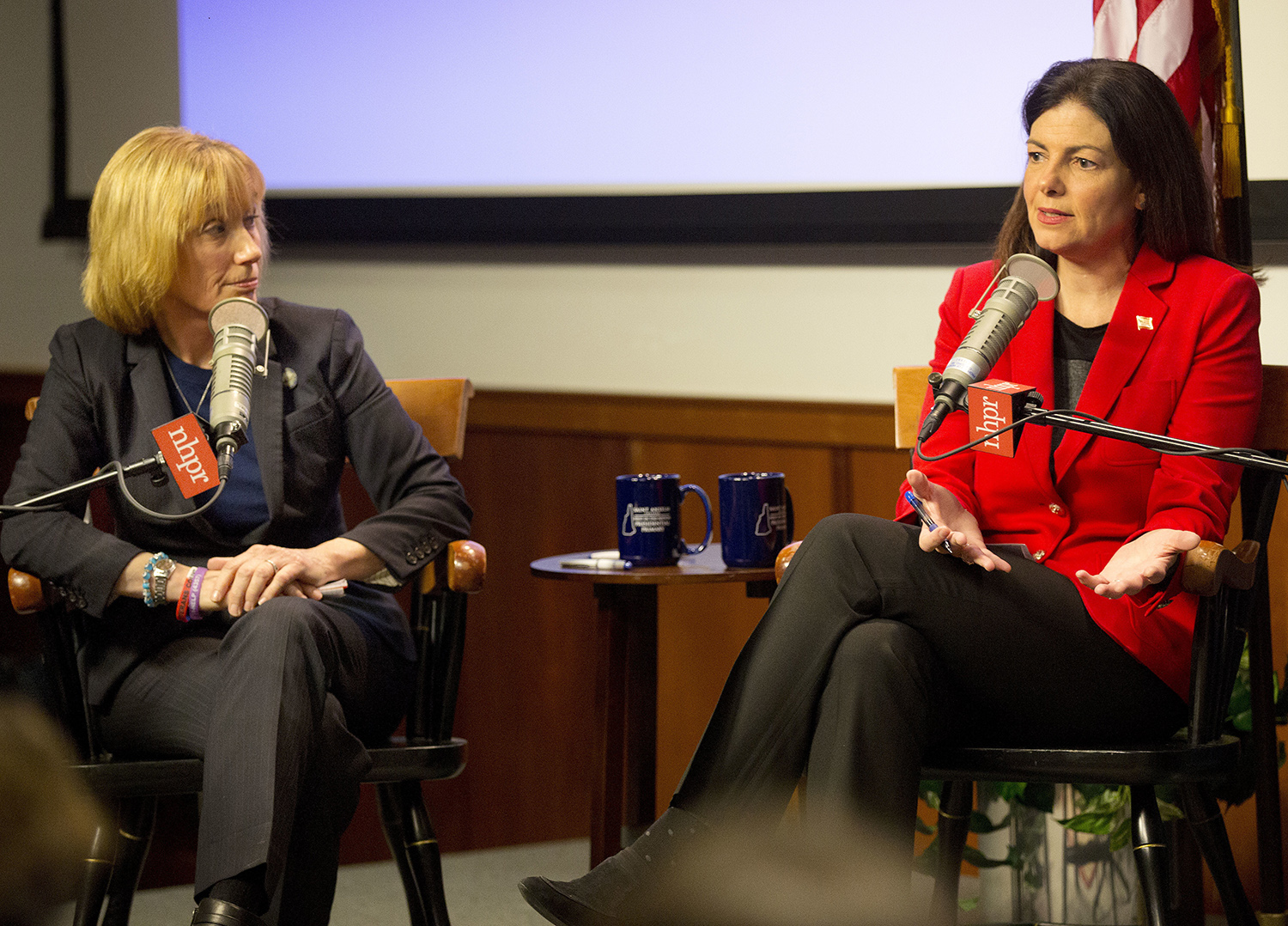 Poll: Ayotte takes 3-point lead over Hassan