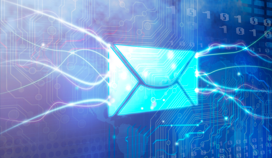 Many federal officials fear being candid in government emails, survey says