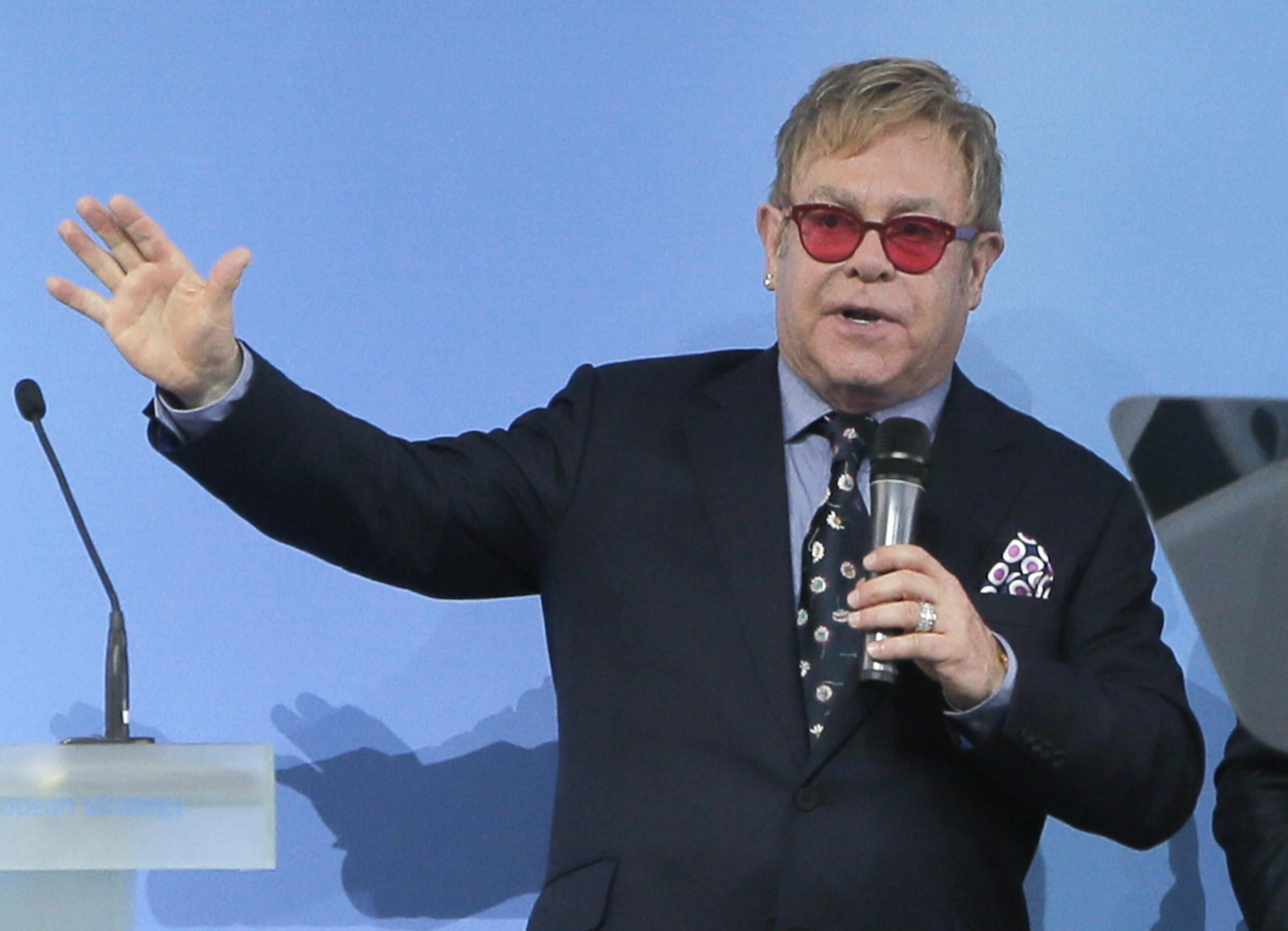 Elton John to Ukraine: ‘Long way to go’ on LGBT rights