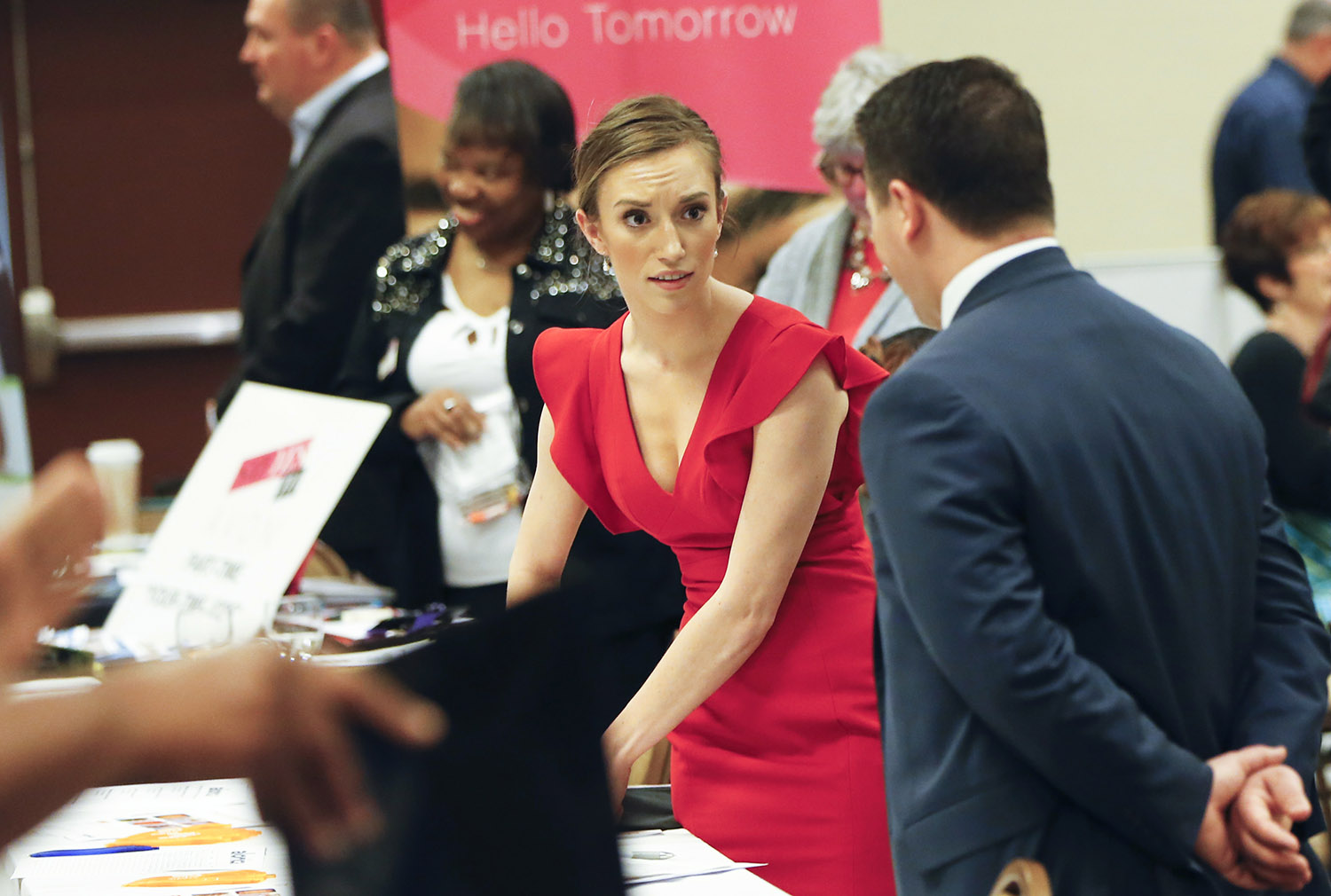 Jobless claims plunge to lowest level since 1973
