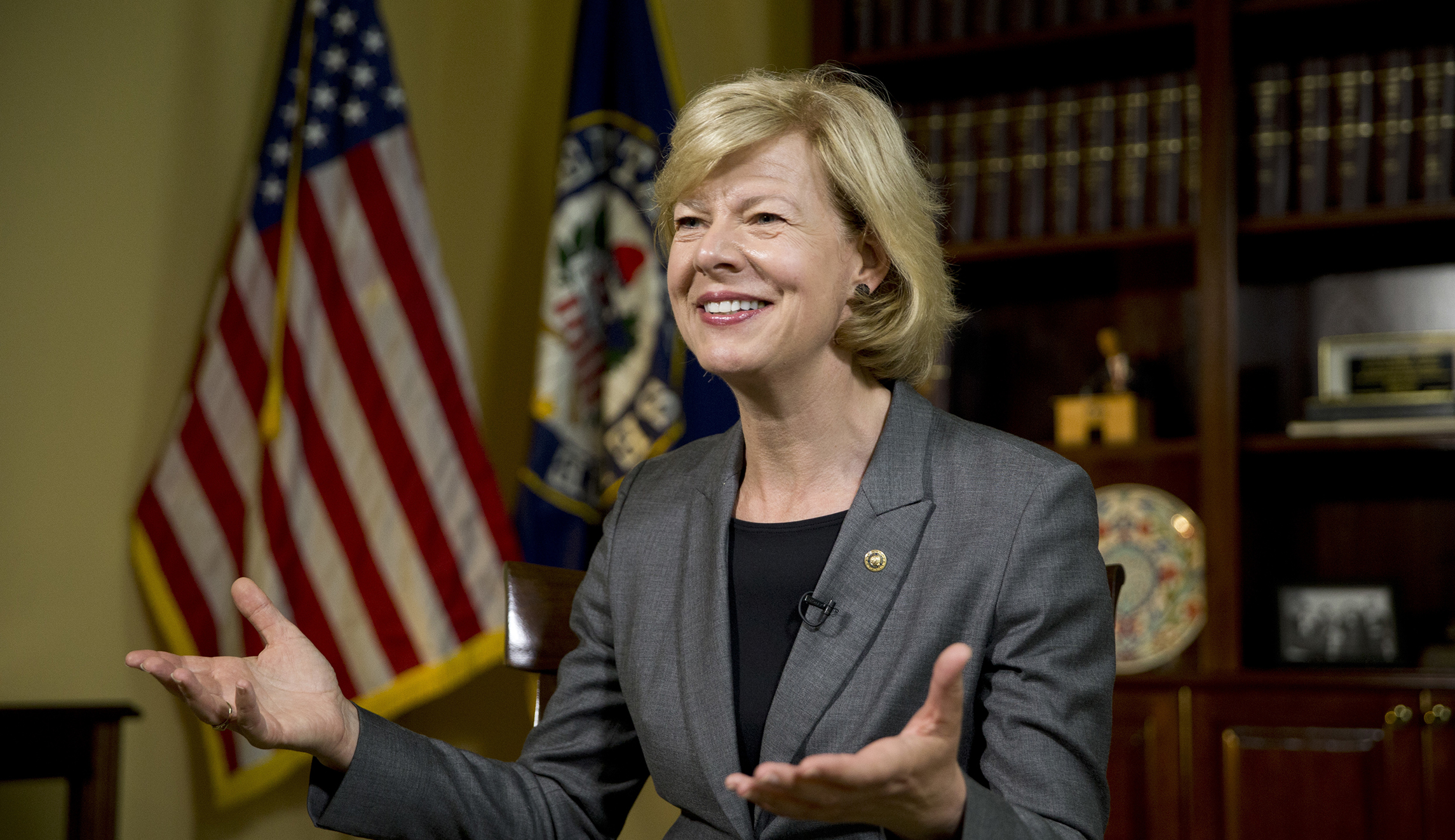 Poll finds Sen. Tammy Baldwin is underwater, but Democrats could benefit from an enthusiasm gap