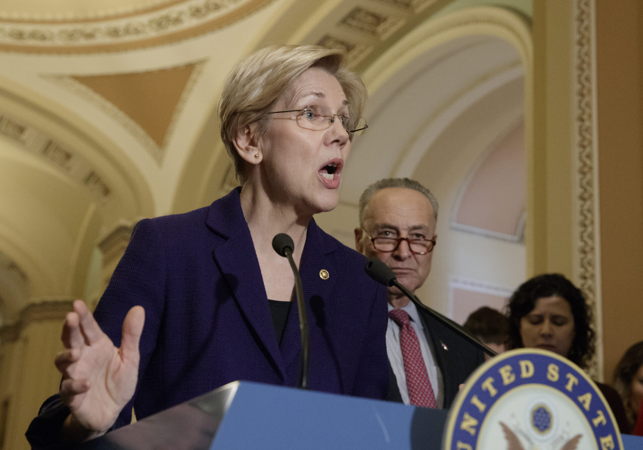 Elizabeth Warren slams calls for Democrats to move to the center, says party ‘won’t go back’