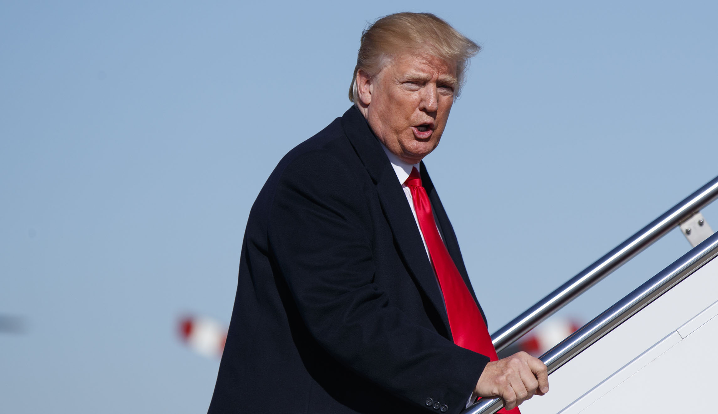 Trump says Democrats ‘could have easily made a deal’ to avoid shutdown, Schumer says Trump balked on border wall offer