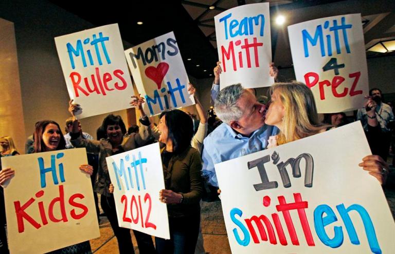 Romney coasts to victory in Arizona primary