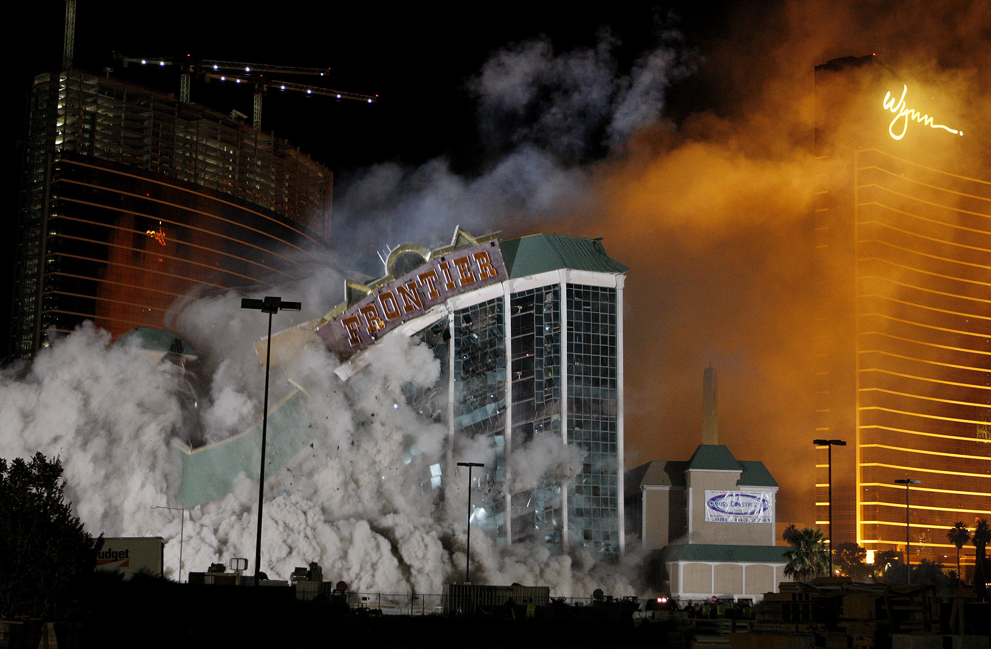 Vegas resort planned at former New Frontier site