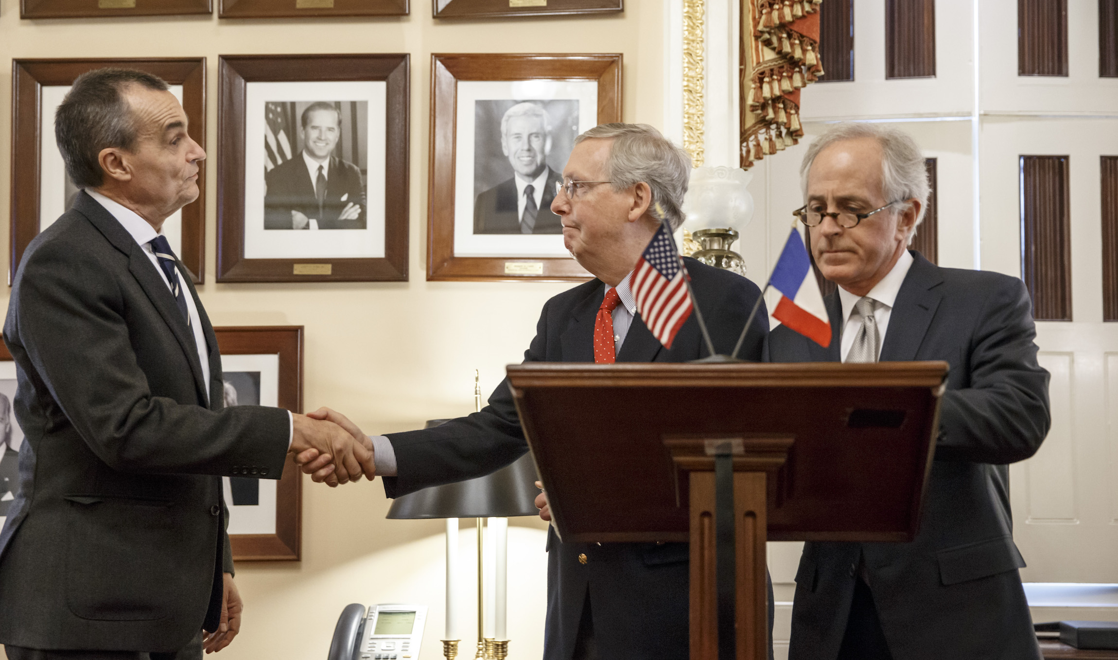 Ethics group to all senators: Release meetings with ambassadors