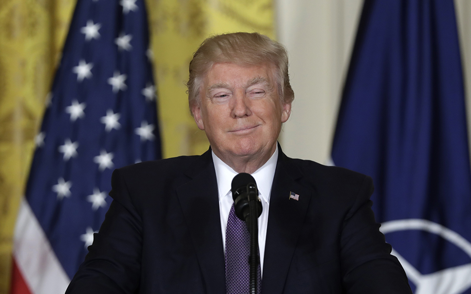 Trump praises book filled with blank pages titled, ‘Reasons to vote for Democrats’