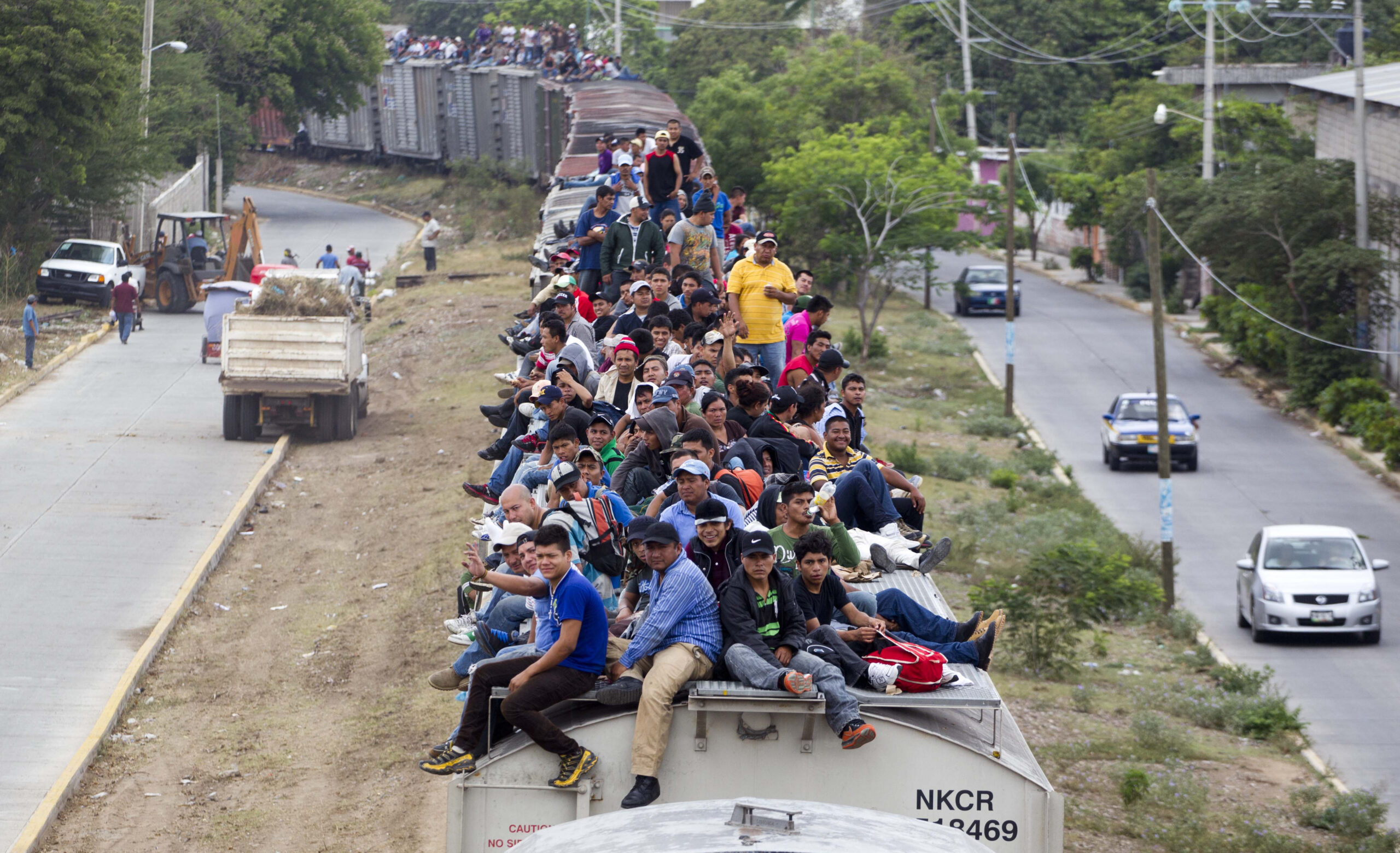 Republican governors demand Biden take action at southern border