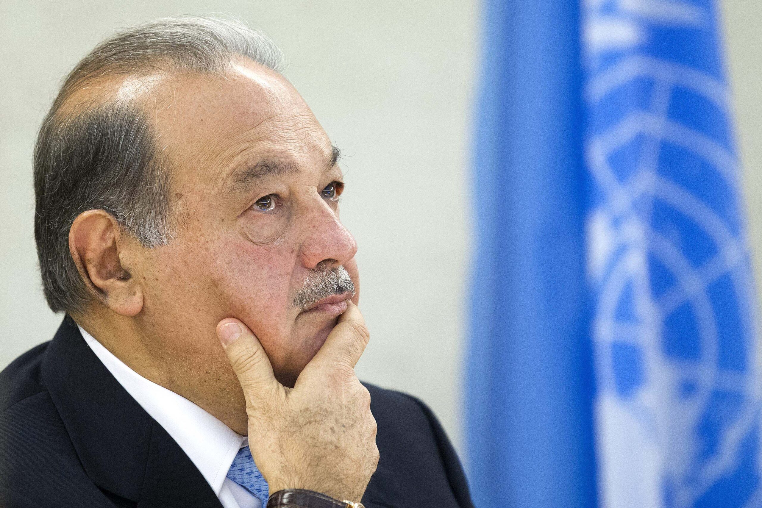 Carlos Slim acquires stake in Argentine power co.