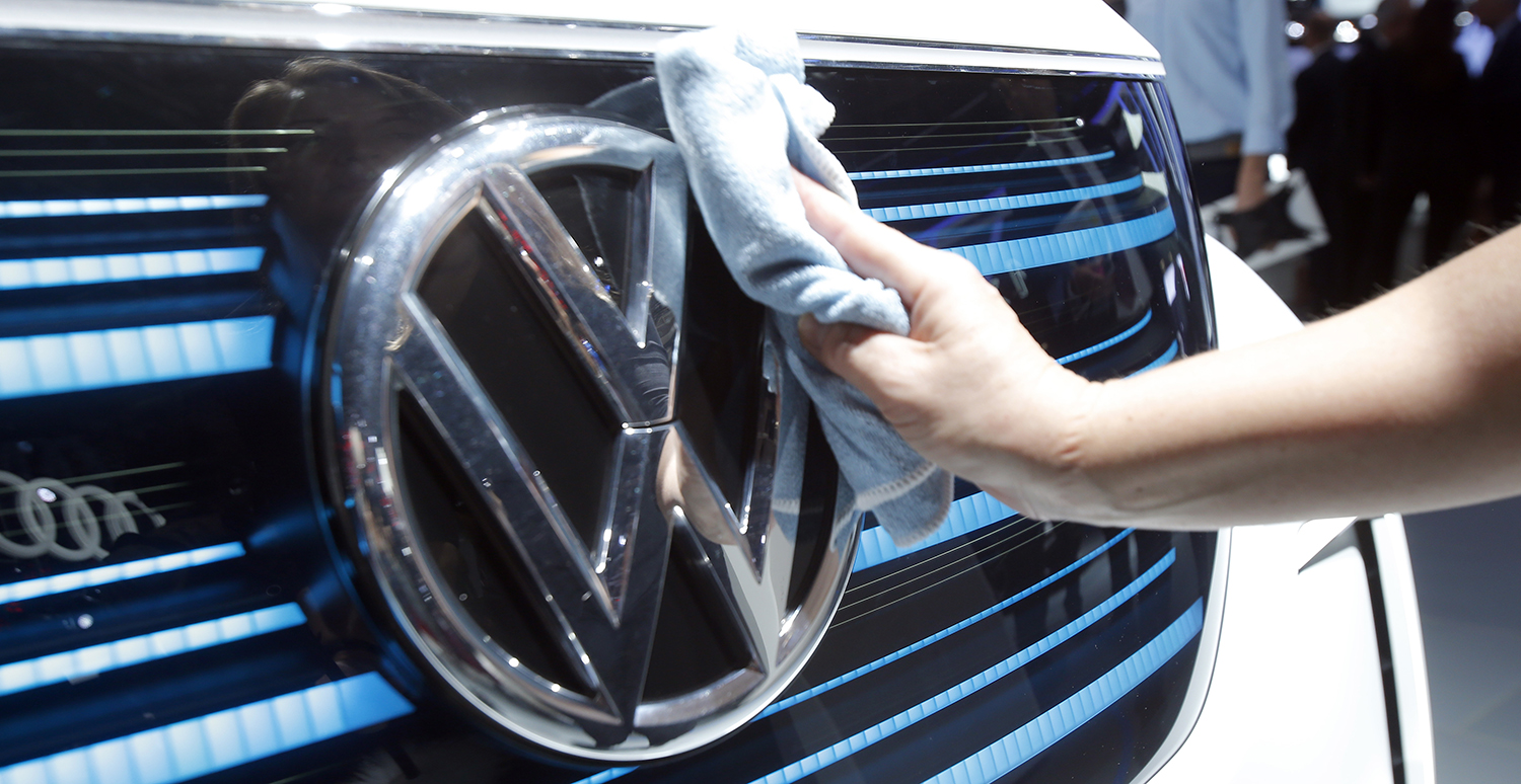 Judge approves $15 billion VW settlement