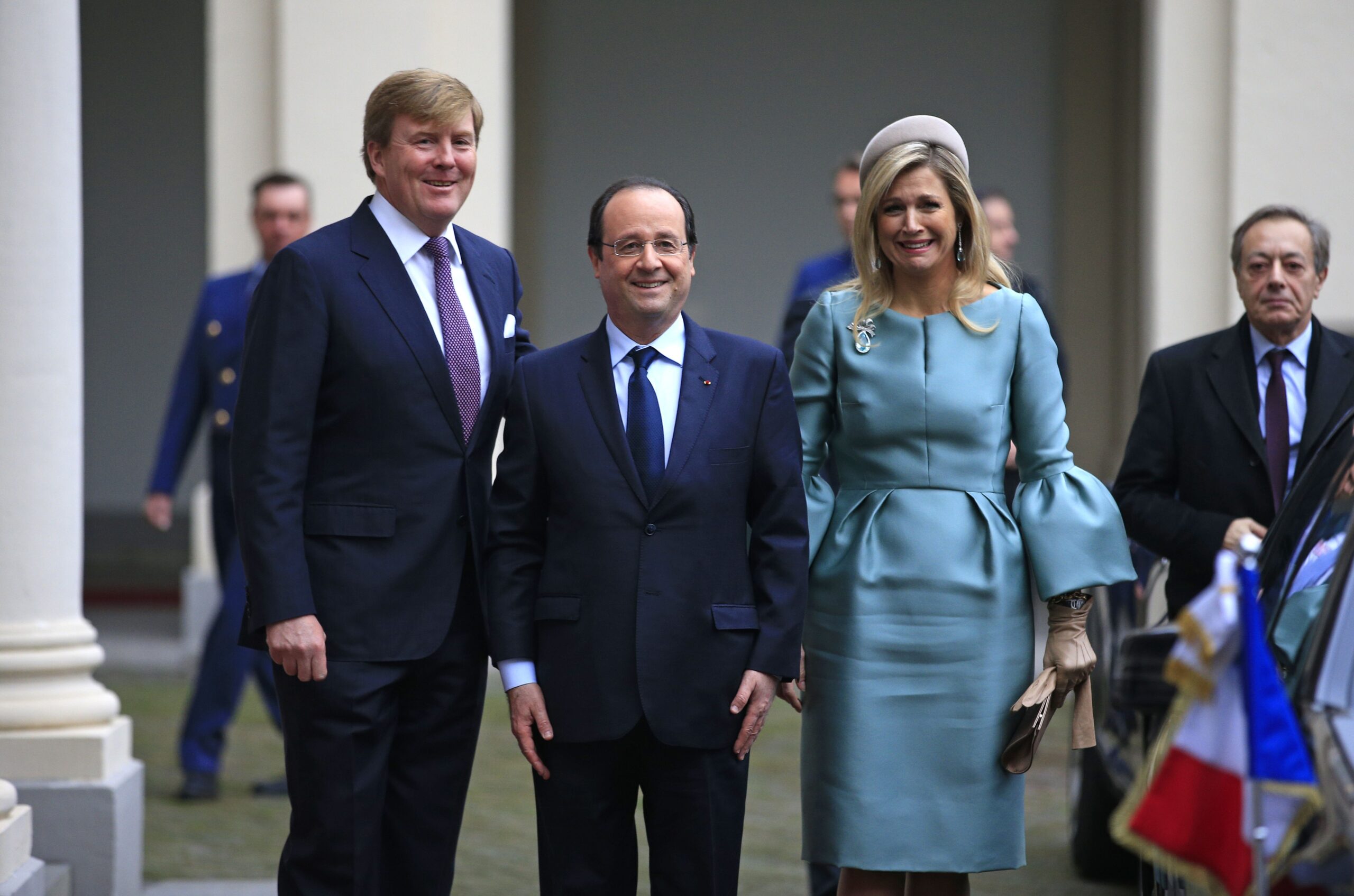 Hollande: French first lady on the mend, resting